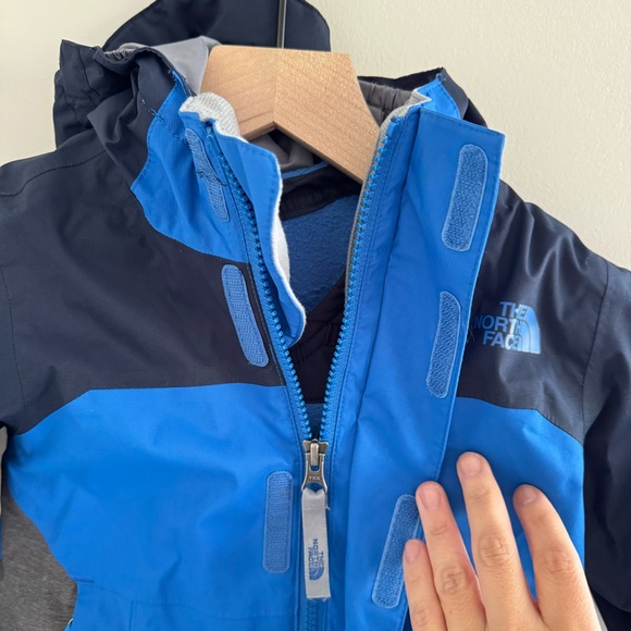 The North Face Snow Suit - Picture 2 of 5